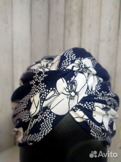 Головные уборы женские