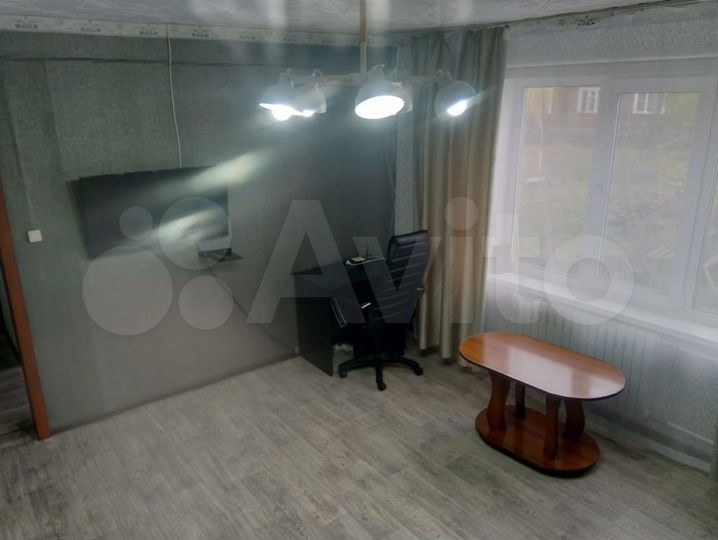 2-к. квартира, 52 м², 2/2 эт.