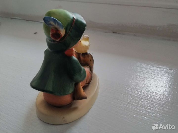 Фарфоровая статуэтка hummel goebel