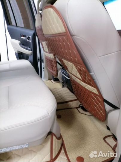 3 д коврики в багажник Nissan Crew