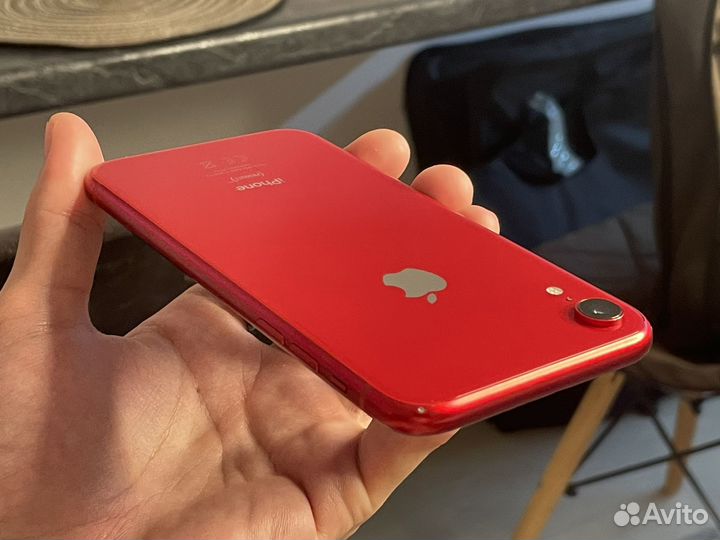 iPhone XR SIM+eSIM