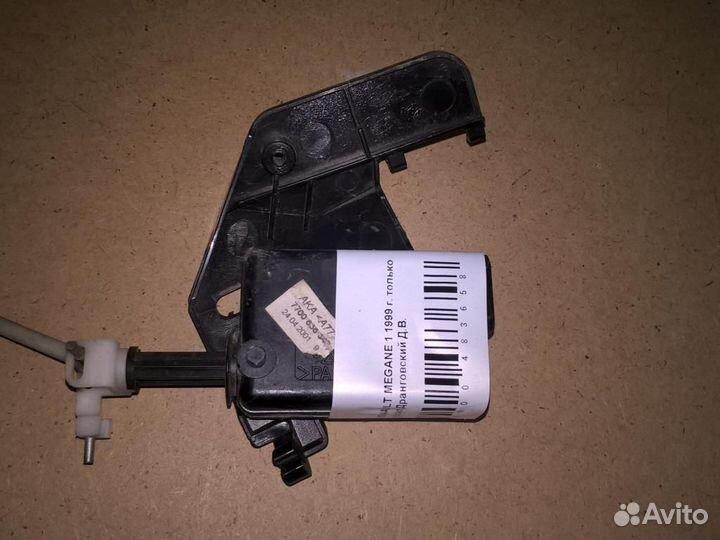 Лючок бензобака Renault Megane