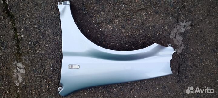 Крыло (правое и левое переднее) на Honda HR-V