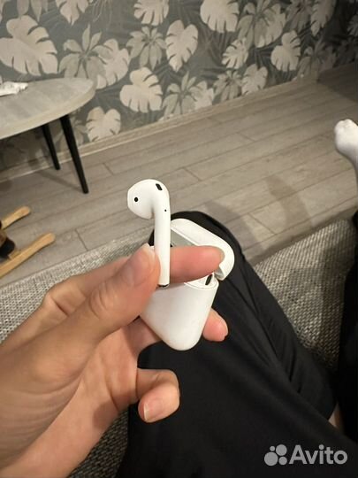 Apple airpods 1 оригинал