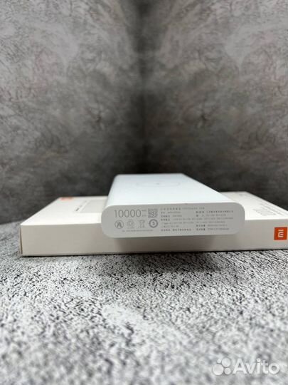 Xiaomi Power Bank 10000mah с беспроводной зарядкой