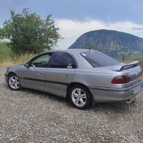 Opel Omega 2.5 AT, 1994, 370 000 км, с пробегом, цена 300 000 руб.