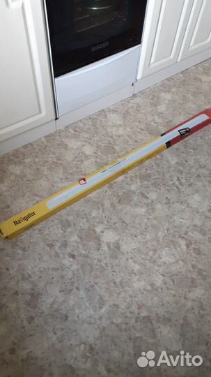 Светильник люминесцентный; длина 1,20м