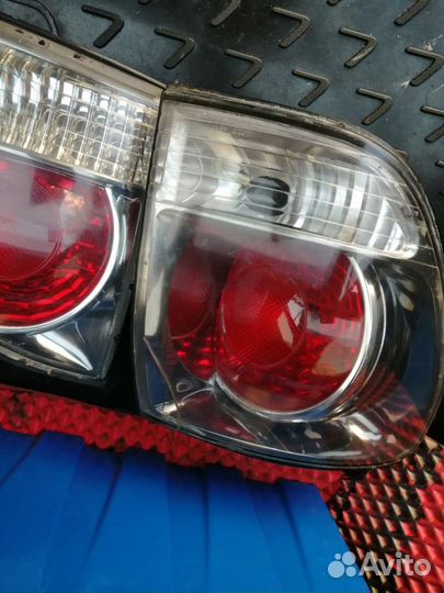 Фонари задние на rx300, харриер 1 кузов