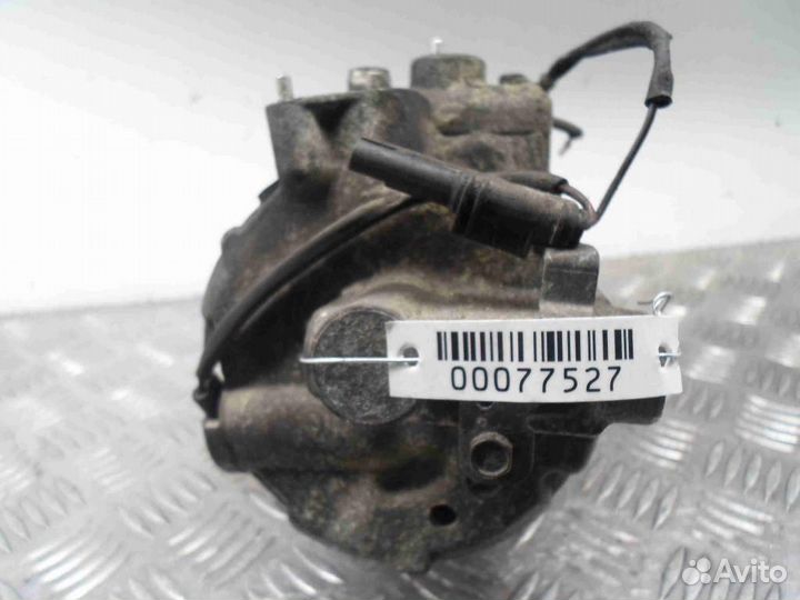 Компрессор системы кондиционирования BMW 5-Series