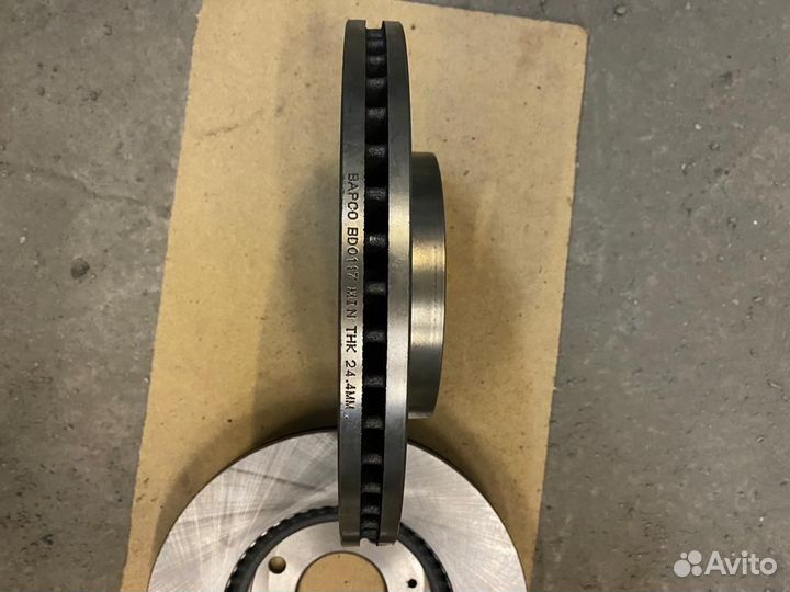 Комплект дисковых тормозных колодок