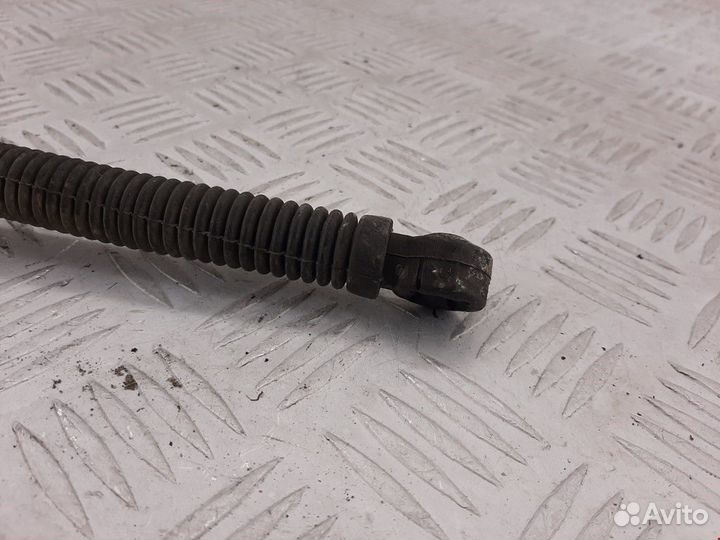 Трос кулисы кпп Volkswagen Passat B3 1997