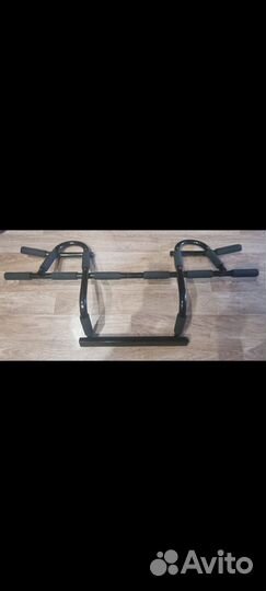 Турник настенный бу