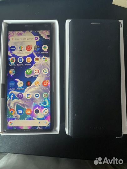 Телефон Sony xperia 10