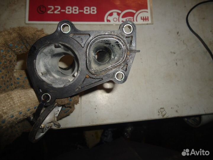 Корпус термостата (Ford Fiesta)