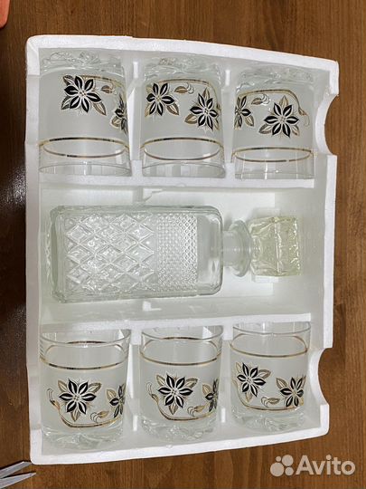 Итальянский набор стаканов + гарфин