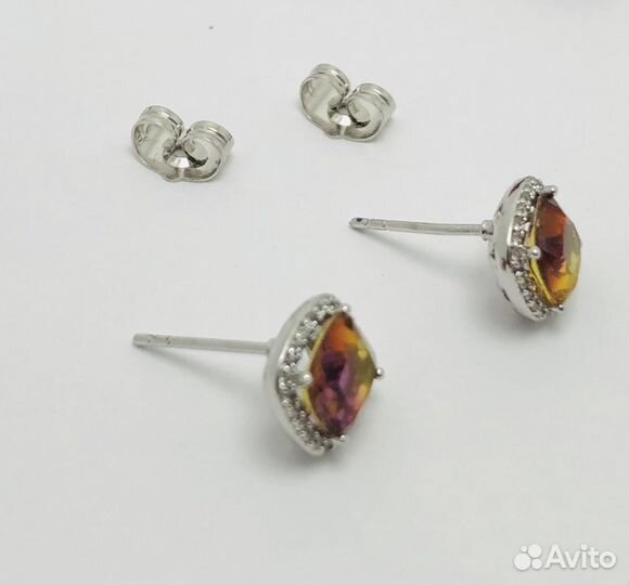 Серьги гвоздики