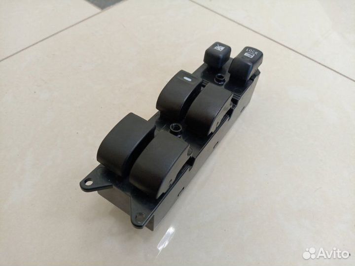 Блок стеклоподъемников Mitsubishi Lancer CY 4B10