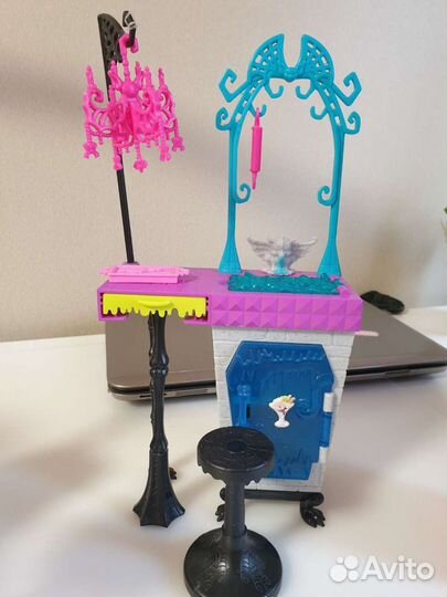 Монстер хай мебель