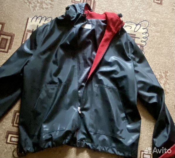 Ветровка женская