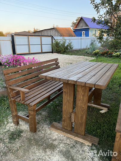 Стол садовый