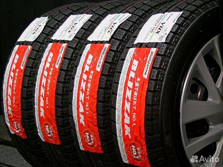 Bridgestone Blizzak VRX 225/45 R17 91S