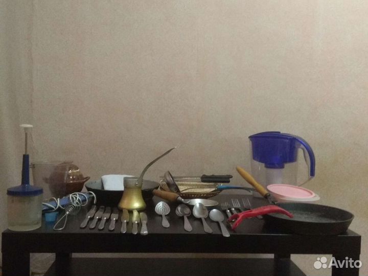 Куханые принадлежности. Для дачи самое то. Сковоро