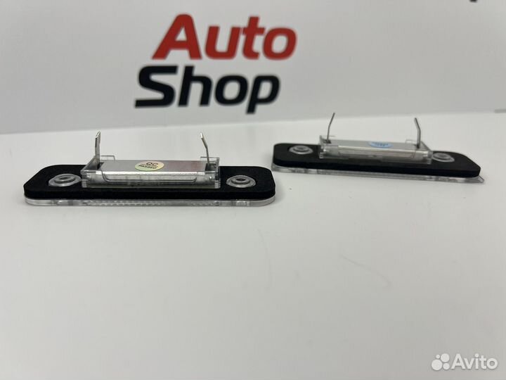 Подсветка номера Ford Focus 2 / C-Max 1