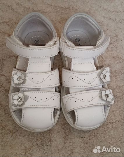 Сандалии для девочки