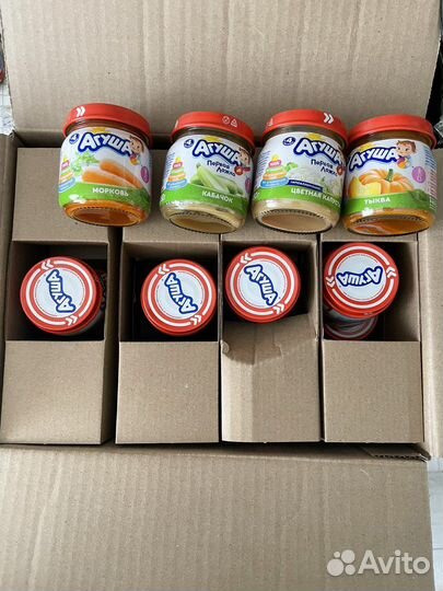 Детское овощное пюре, питание каши, смеси