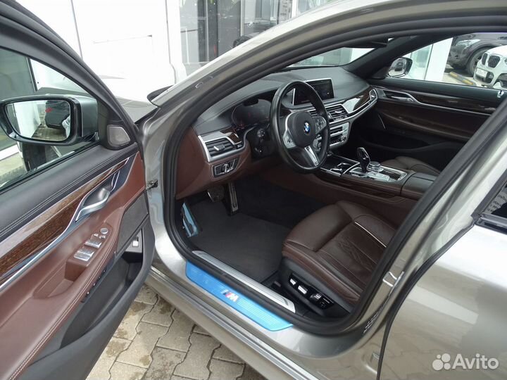 BMW 7 серия 3.0 AT, 2021, 42 135 км