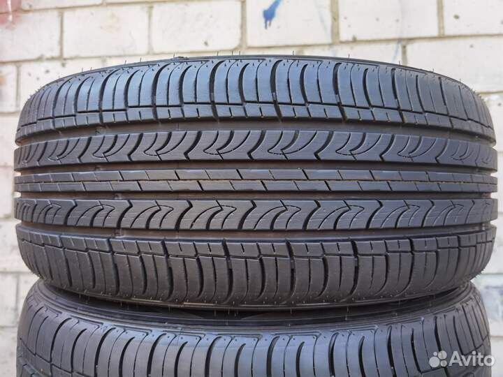 Nexen Classe Premiere CP672 215/50 R17 91V