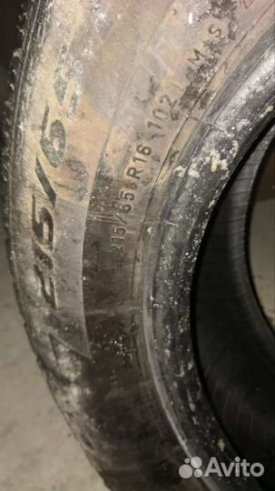 Pirelli Ice Zero 2 215/65 R16