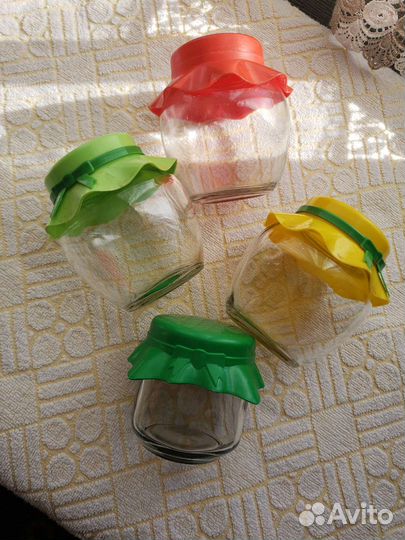 Баночки стеклянные с крышками