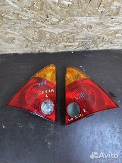 Задние фонари daihatsu YRV