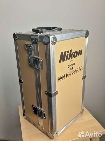 Кейс чехол для объектива Nikon CT-303