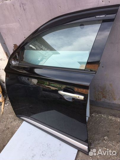Дверь mitsubishi outlander 2015-2020