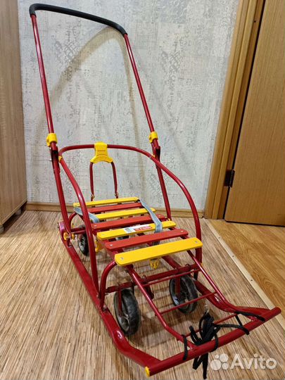 Санки с колесами