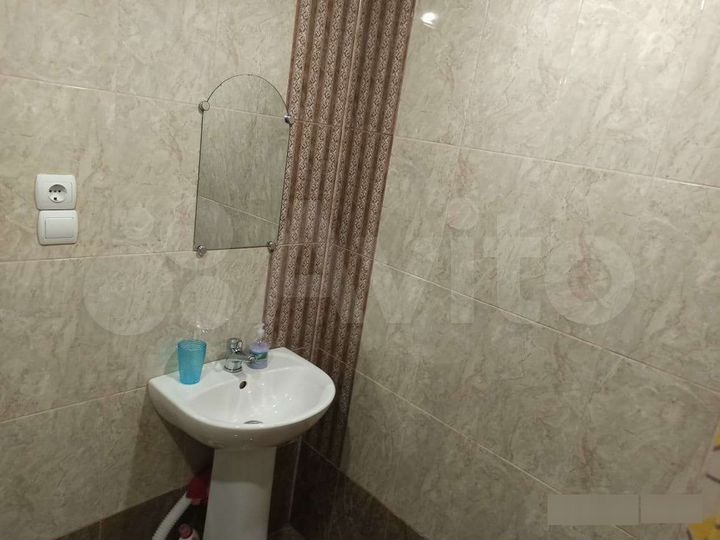 Комната 15 м² в > 9-к., 1/3 эт.