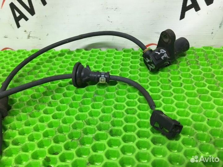 Датчик ABS задний правый Toyota Harrier MCU35