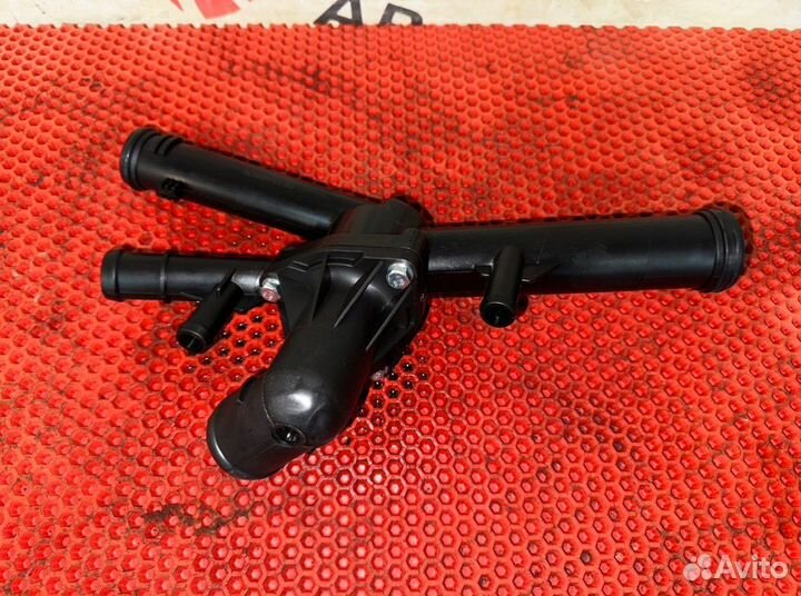 Корпус термостата в сборе Audi Q7