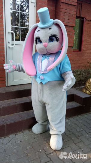 Зайка ростовая кукла
