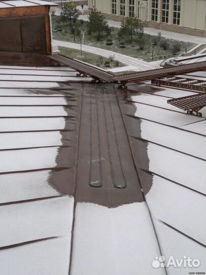 Кабельный обогрев кровли