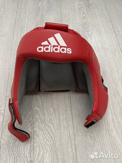 Боксерский шлем adidas
