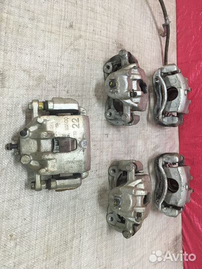 RIO 3 Solaris 1 Суппорт Передний Оригинал