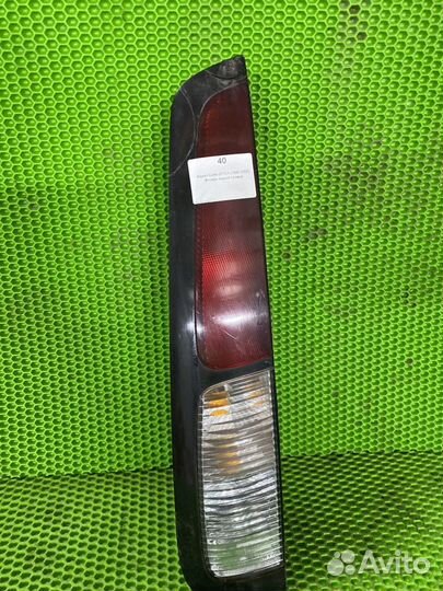 Фонарь задний левый Nissan cube z10