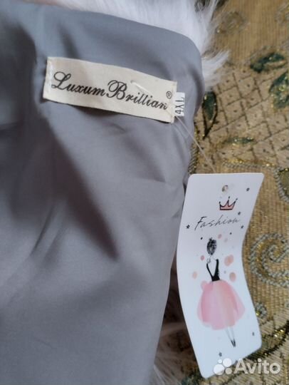 Жилетка для девочки новая