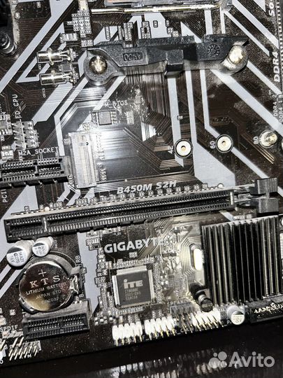 Материнская плата gigabyte b450m s2h