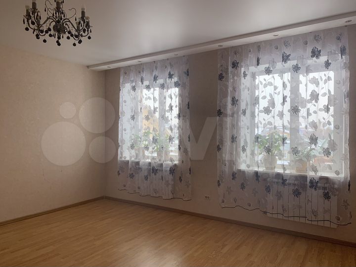 Дом 197 м² на участке 10 сот.