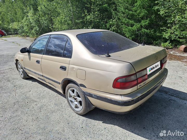 Toyota Carina E 2.0 AT, 1992, 400 000 км