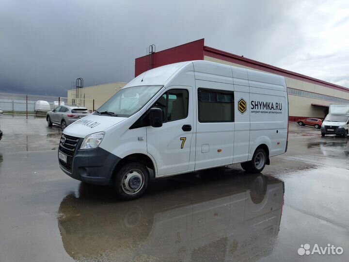 Водитель газели